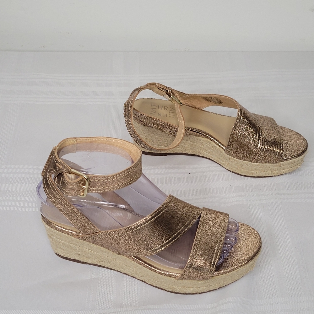 Naturalizer Mocha Bronze/gold Leather Platform Sandal w/ Ankle Strap Size 6.5